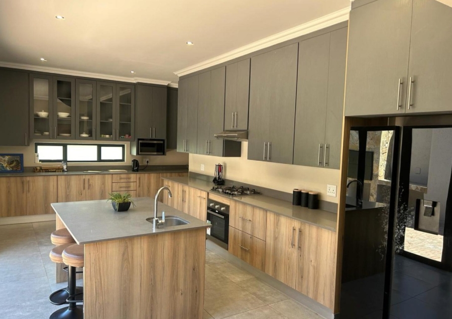 4 Bedroom Property for Sale in Kathu Northern Cape